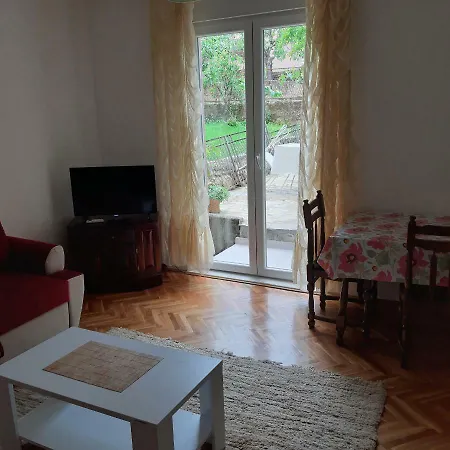 Nijona 1 ゲストハウス 4*